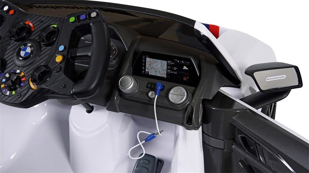 Rollplay BMW M8 GTE Uzaktan Kumandalı Akülü Araba 12V Beyaz