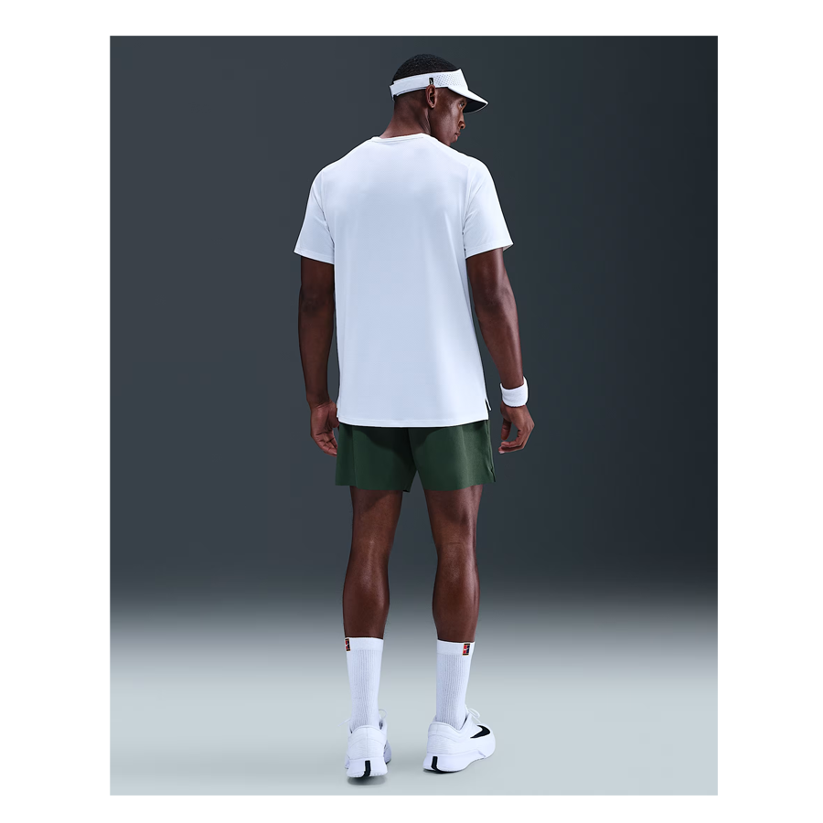 NikeCourt Advantage Dri-FIT 15 cm Erkek Tenis Şortu
