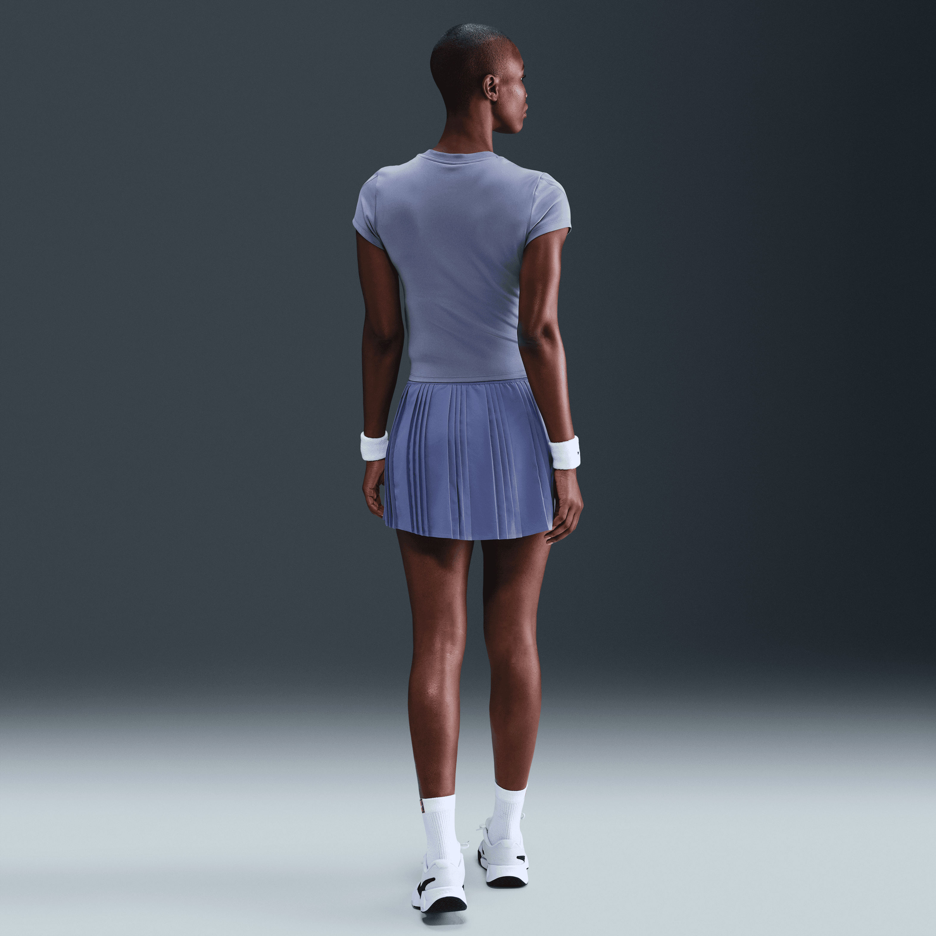 NikeCourt Advantage Dri-FIT Kısa Kollu Kadın Tenis Üstü