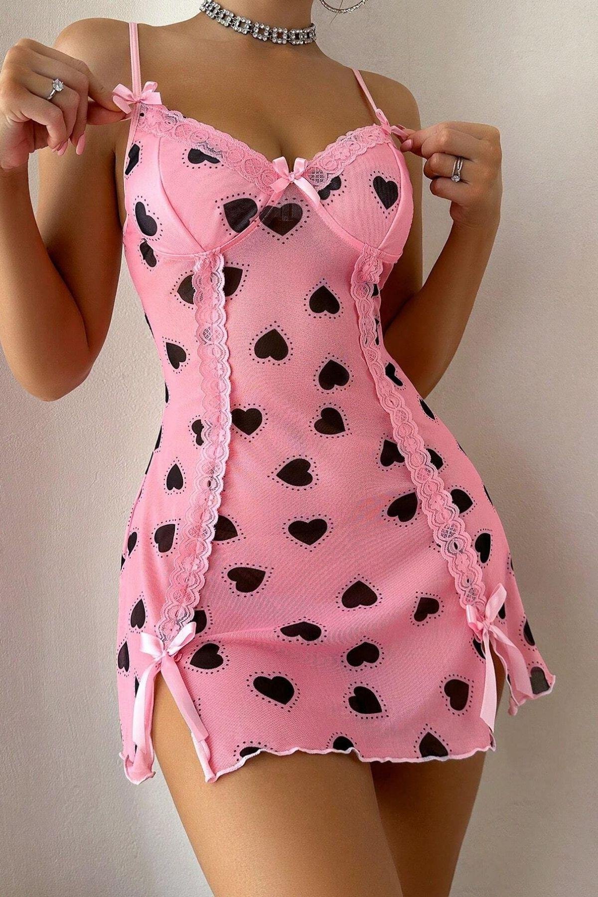 Bella Notte Pembe Kalp Desenli Yırtmaçlı Mini Gecelik 15923