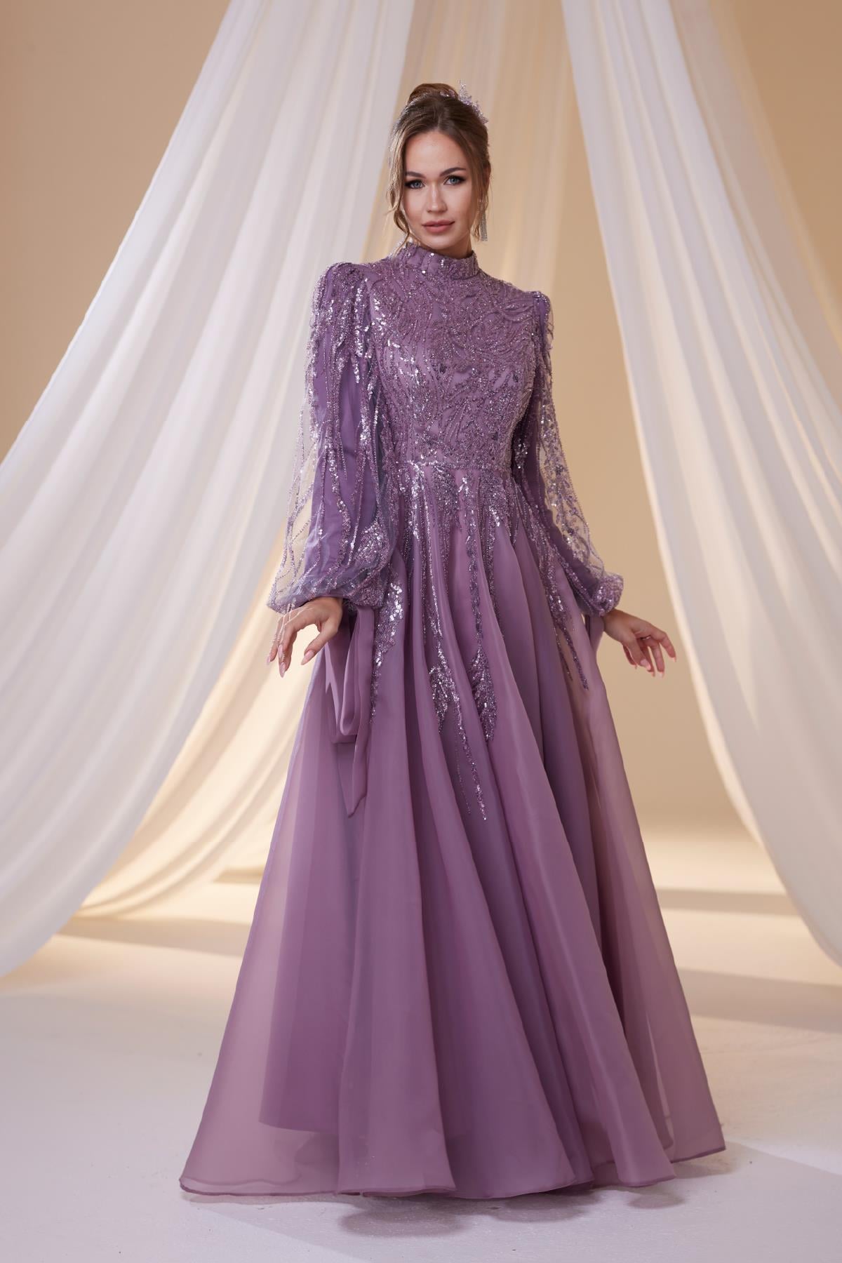 Leila Abiye Lavanta
