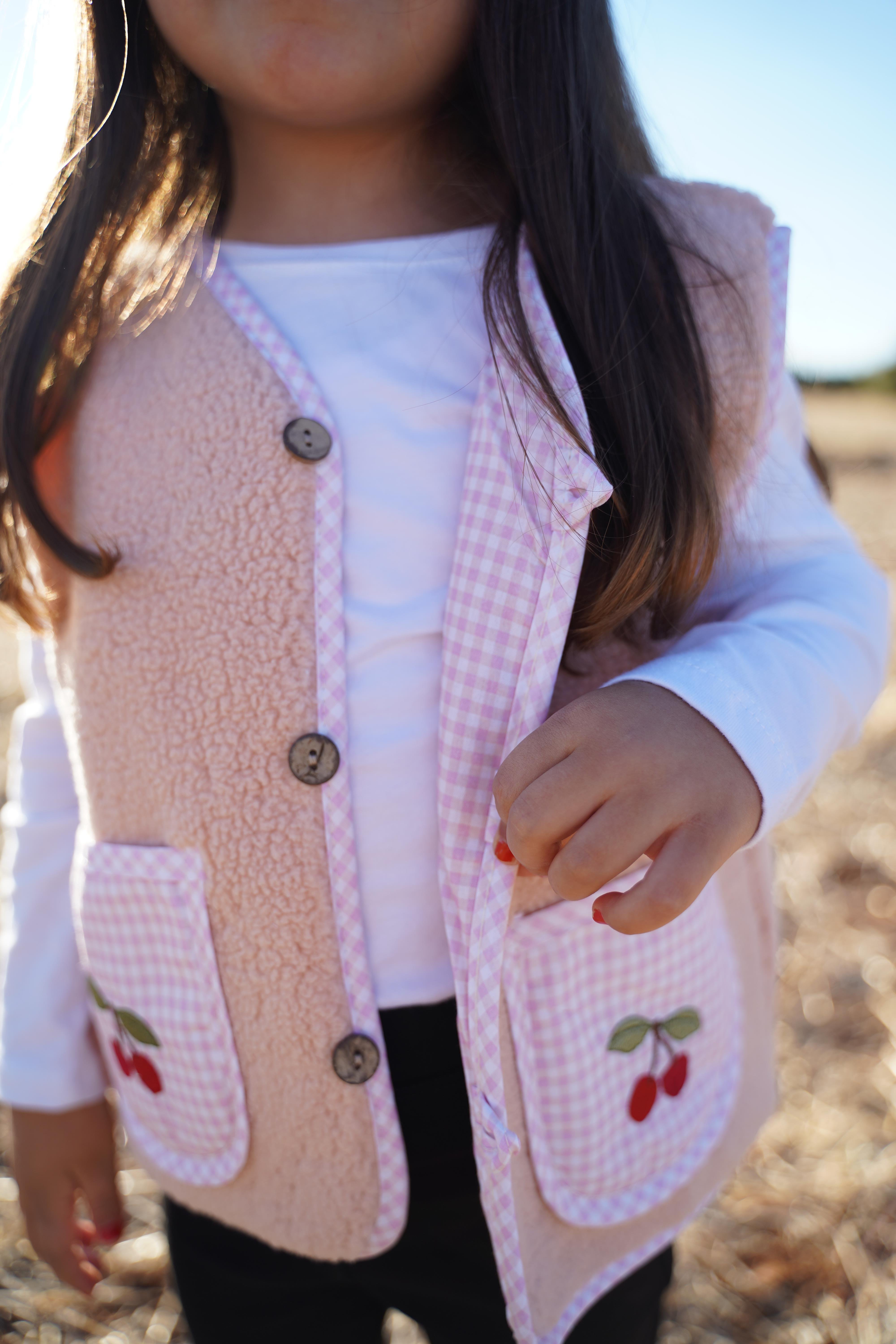 Yelek & CeketKirazkidsKiraz Nakışlı Pembe Teddy YelekKİMPEKS TEKSTİL