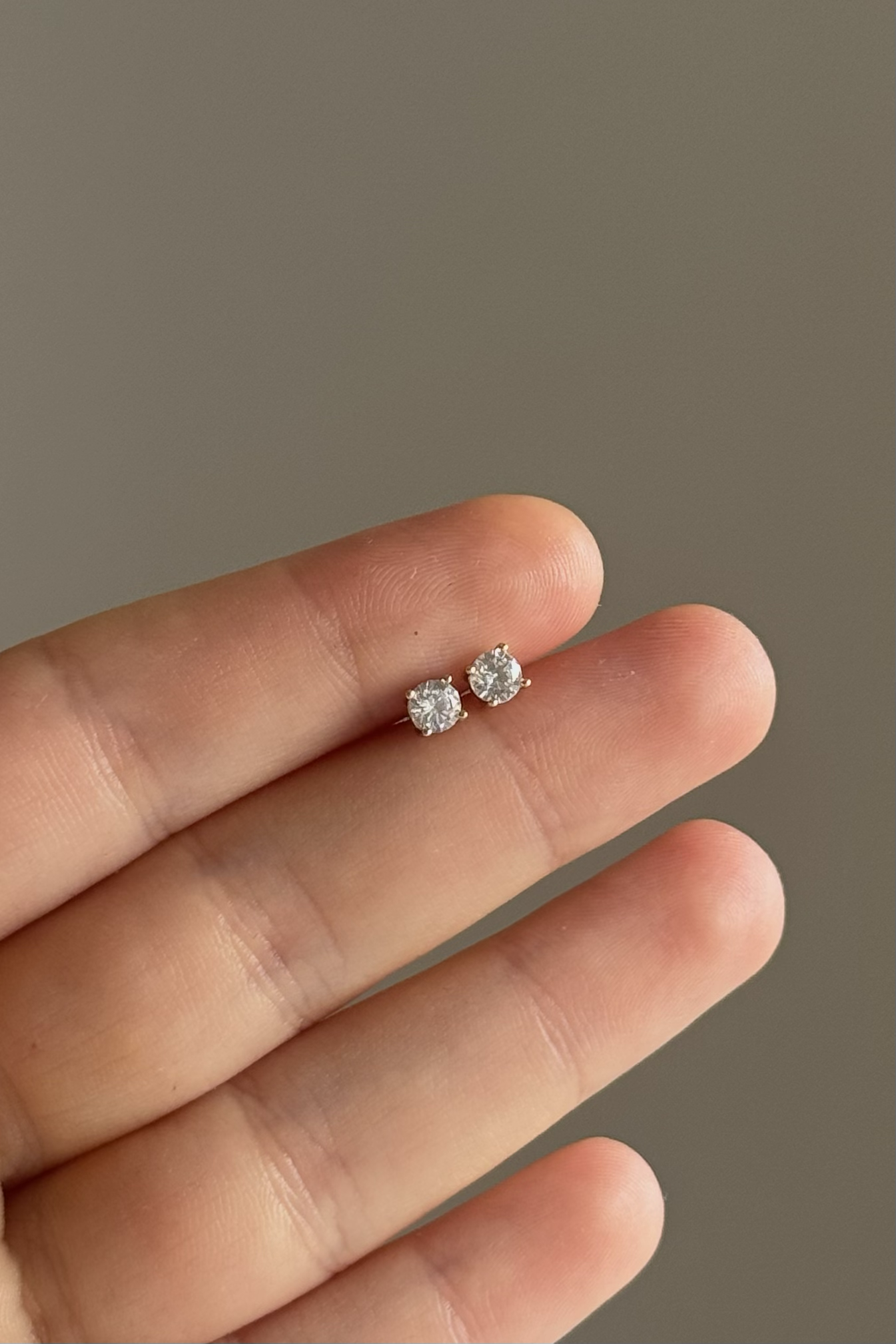 14K Tektaş Küpe Çifti 3 MM Çelik