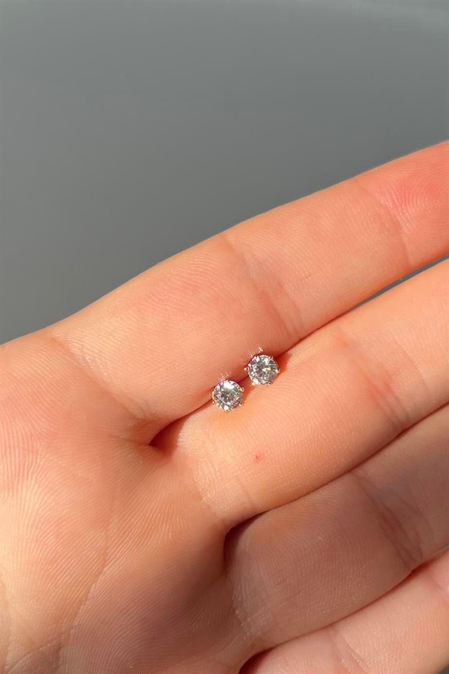 3 MM Tektaş Küpe Çifti | Çelik