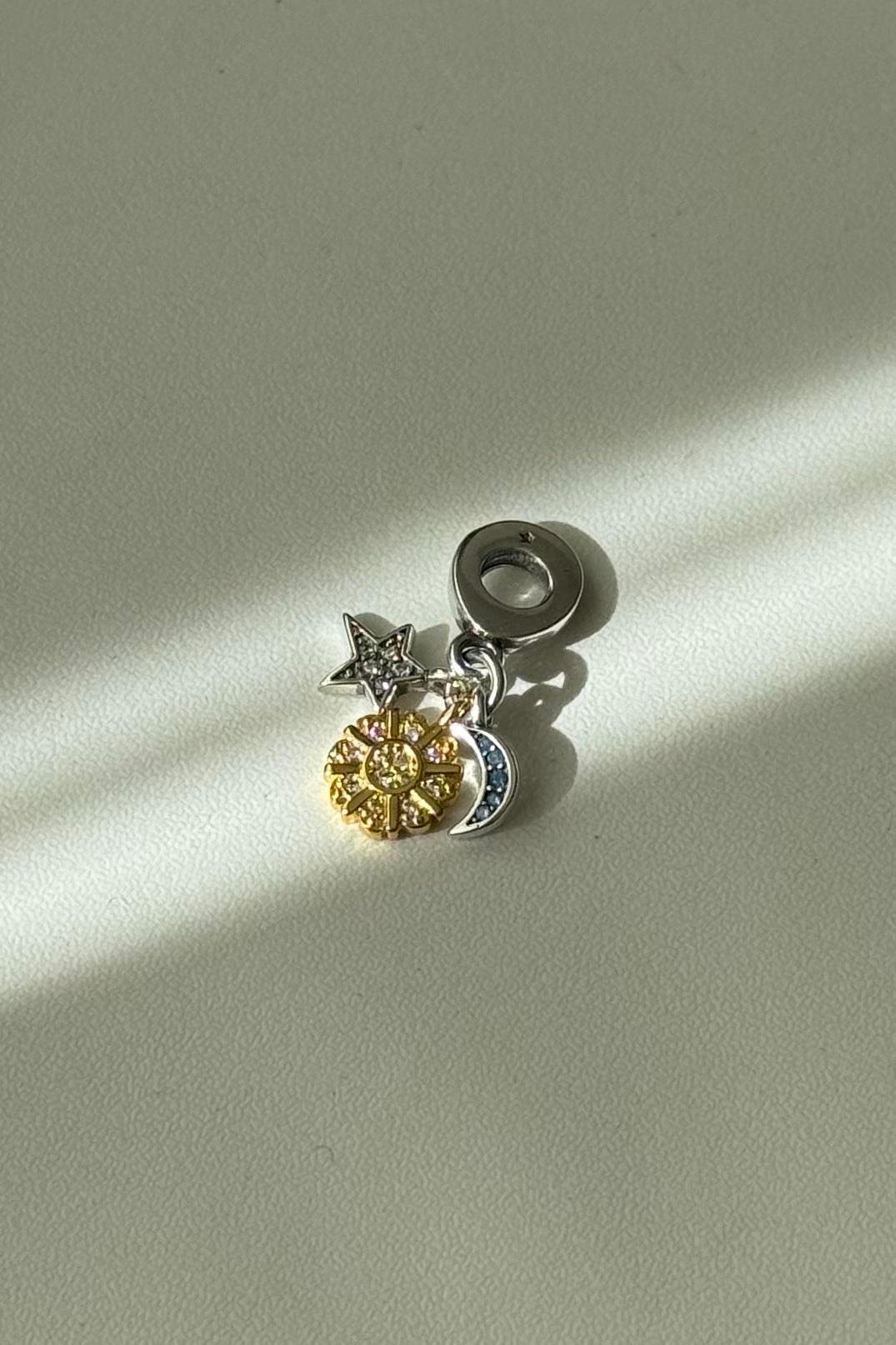 Güneş Ay Yıldız Sallantılı Charm 925 Ayar Gümüş