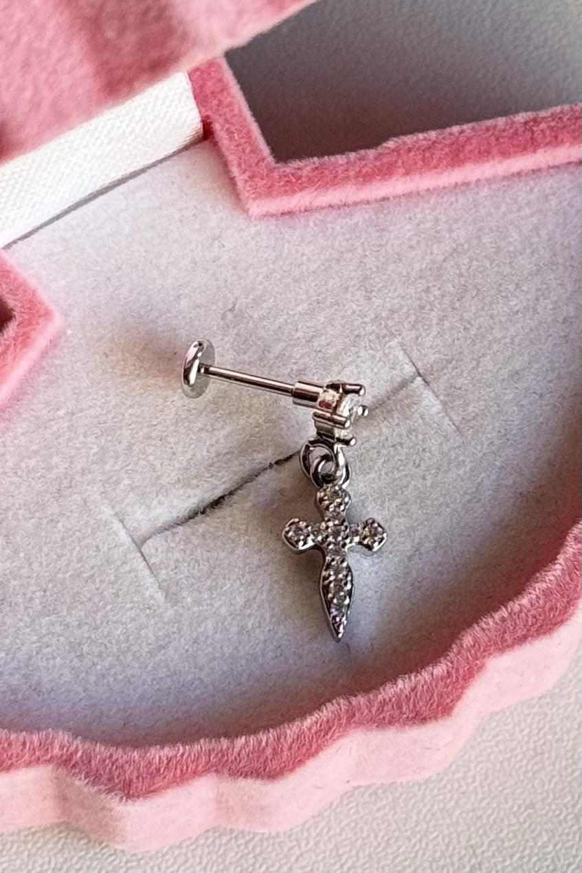 Sallantılı Taşlı Haç Piercing Cerrahi Çelik