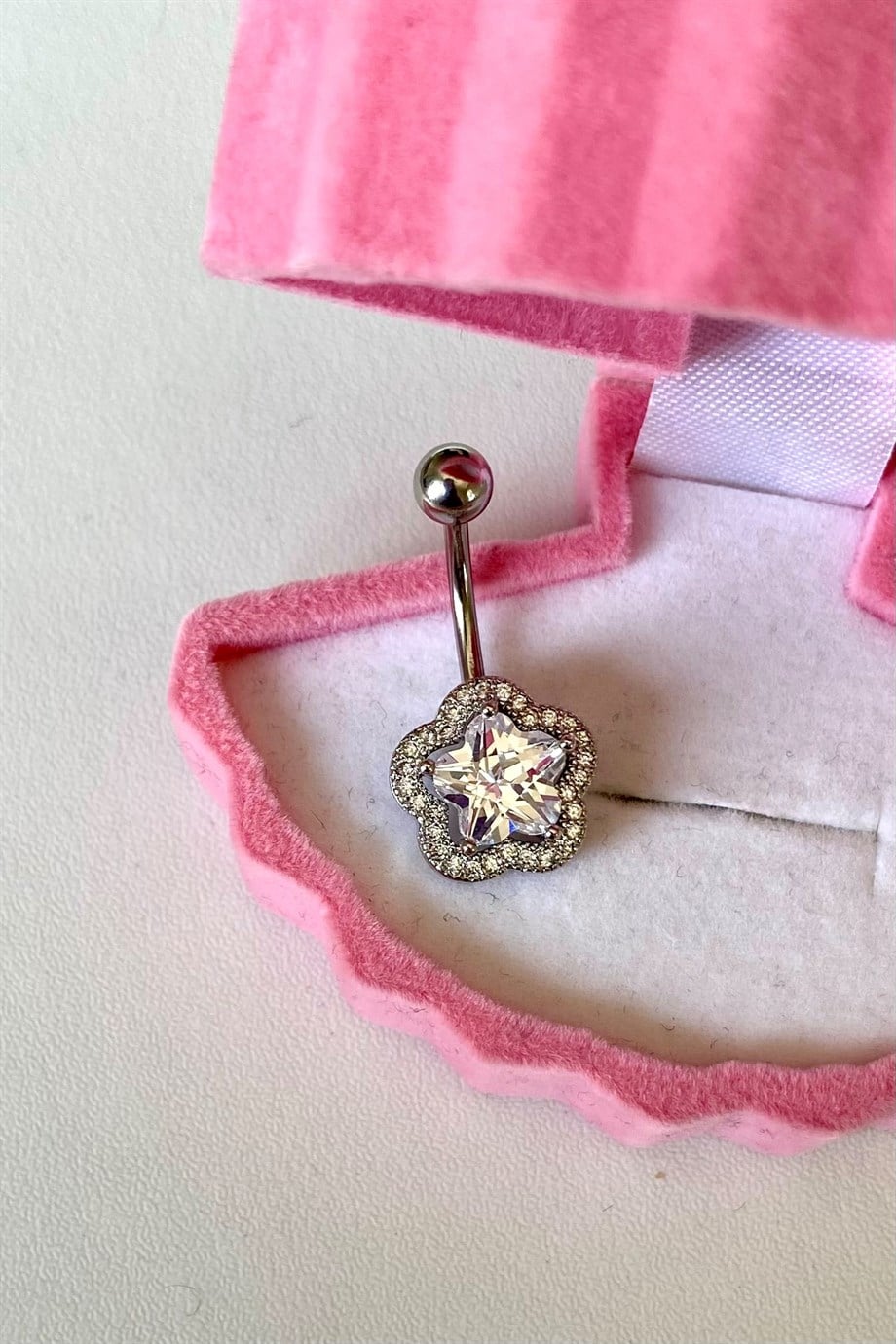 Yonca Göbek Piercing | Cerrahi Çelik