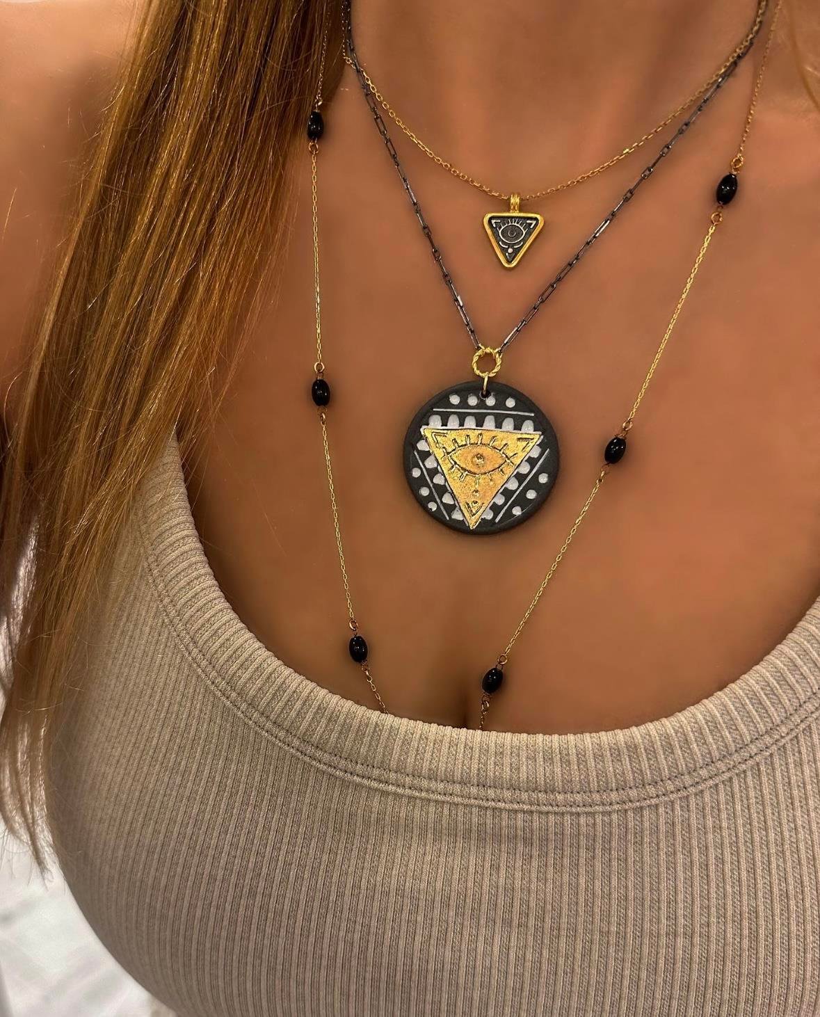 MİNİ ÜÇGEN GÖZ KOLYE SİYAH