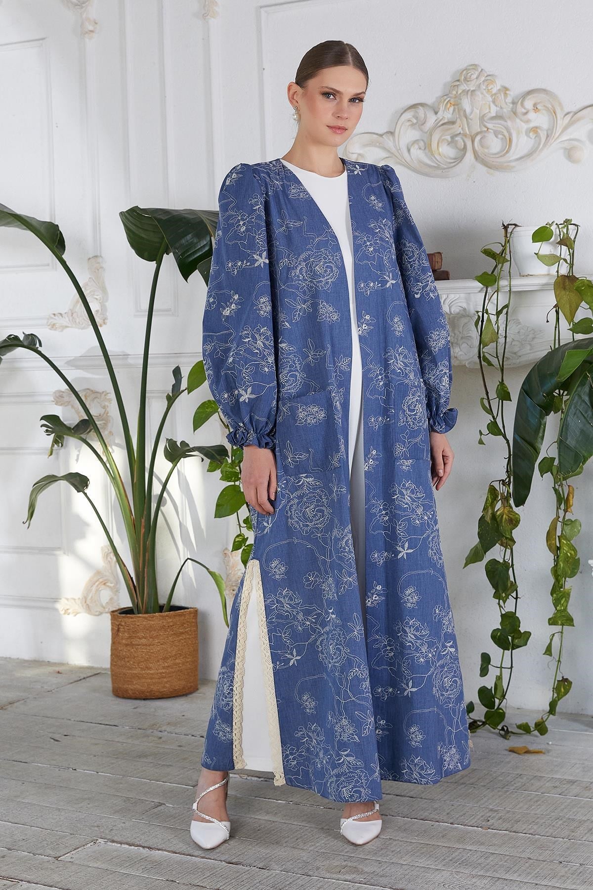 Denim Nakışlı Abaya Mavi