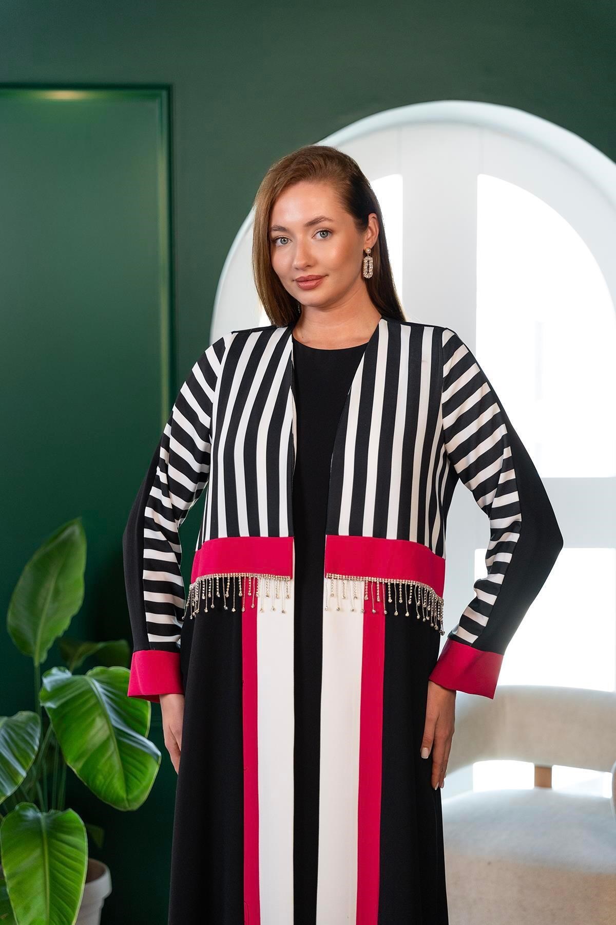 Dijital Baskılı Abaya siyah fuşya