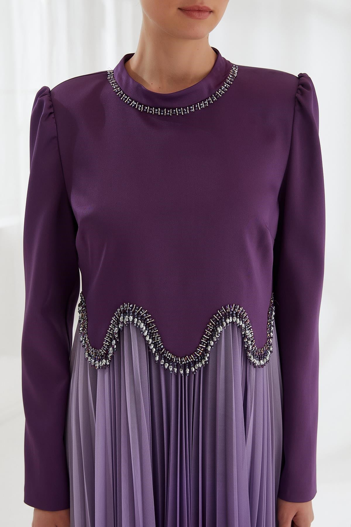 El İşlemeli Elbise Mor