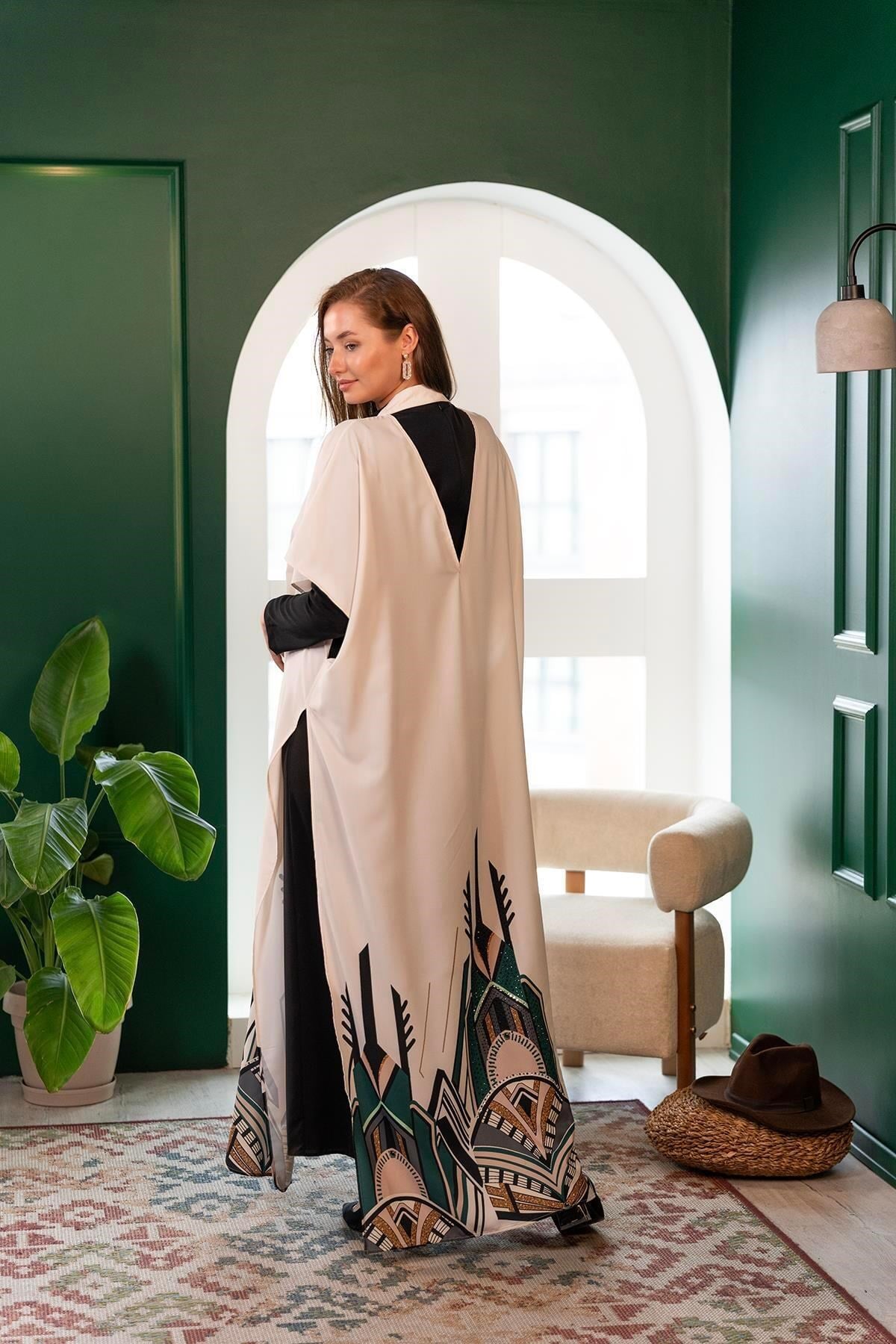 Etnik Baskılı Abaya Tulum Takımı Siyah-Ekru