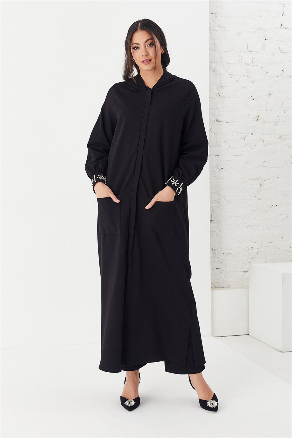 İki İplik Kapsonlu Kolu Taşlı Bluz Pantolon Abaya Üçlü Takım Siyah
