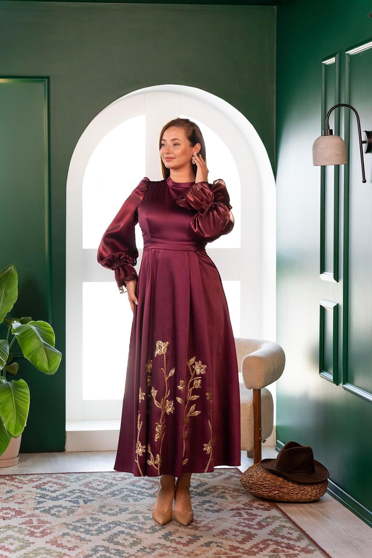 Kolları Balon Etek Altı Motifli Elbise Bordo
