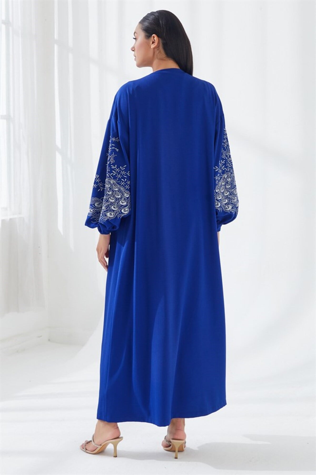 Nakış İşlemeli İkili Abaya Takım Saks