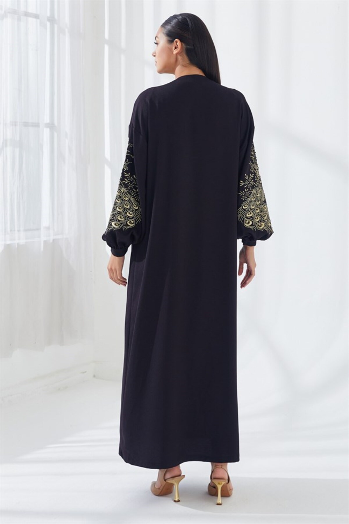 Nakış İşlemeli İkili Abaya Takım Siyah