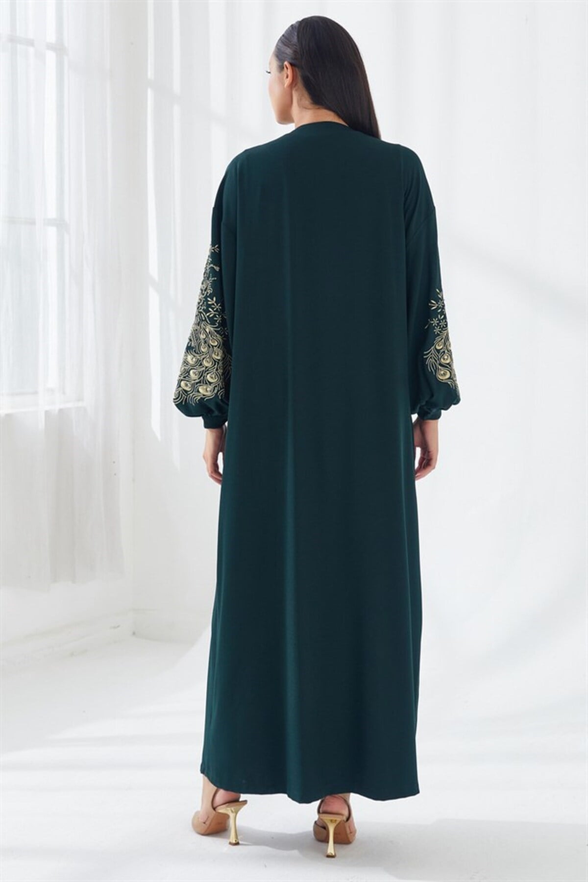 Nakış İşlemeli İkili Abaya Takım Yeşil