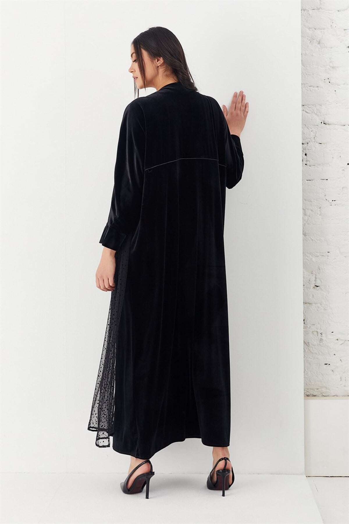 Taş İşlemeli Tüllü Abaya Siyah