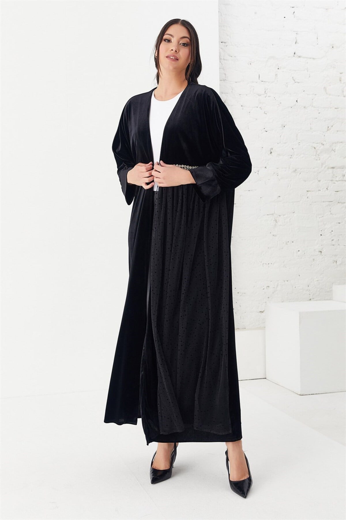 Taş İşlemeli Tüllü Abaya Siyah