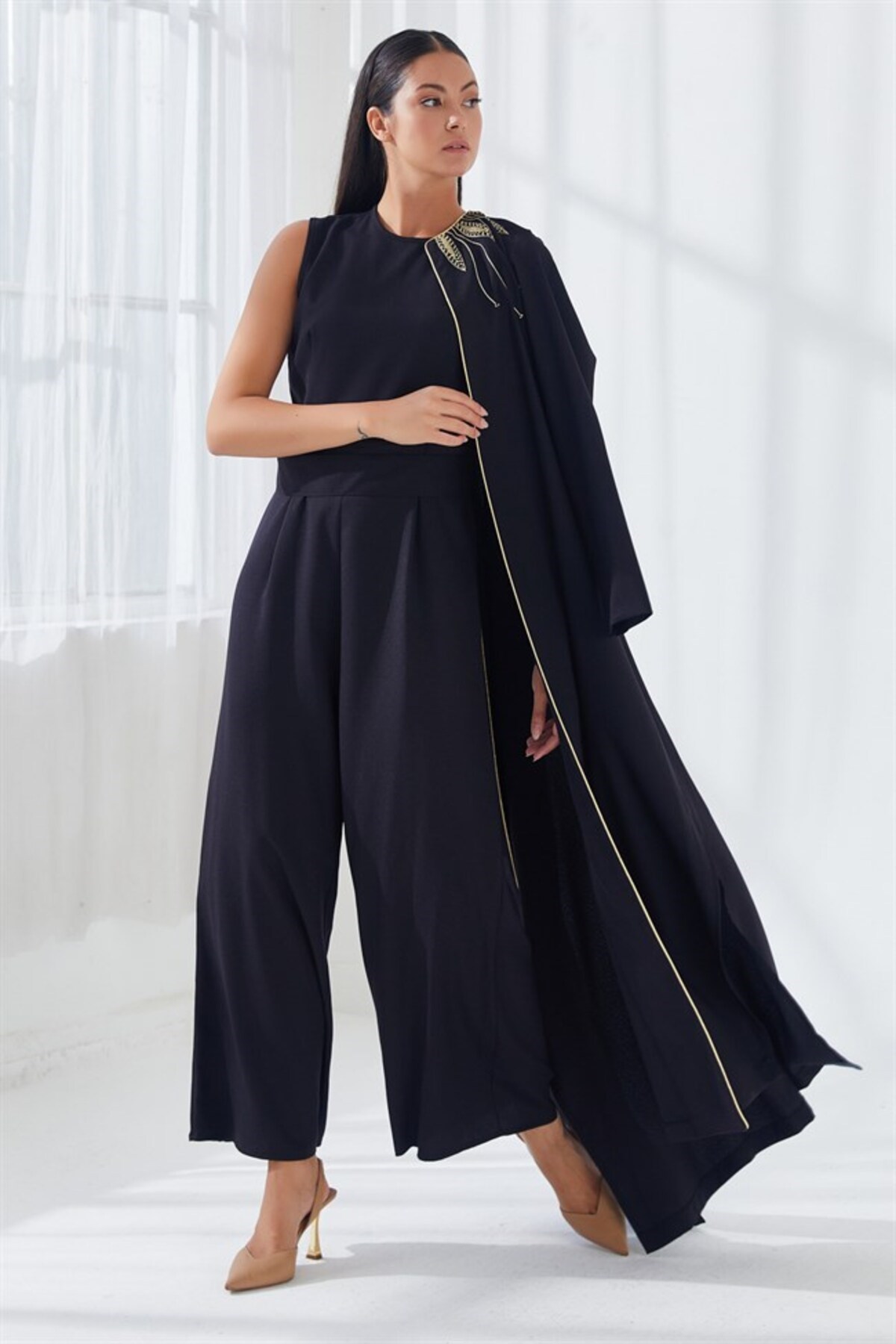 Yakası Nakış İşlemeli İkili Abaya Takım Siyah