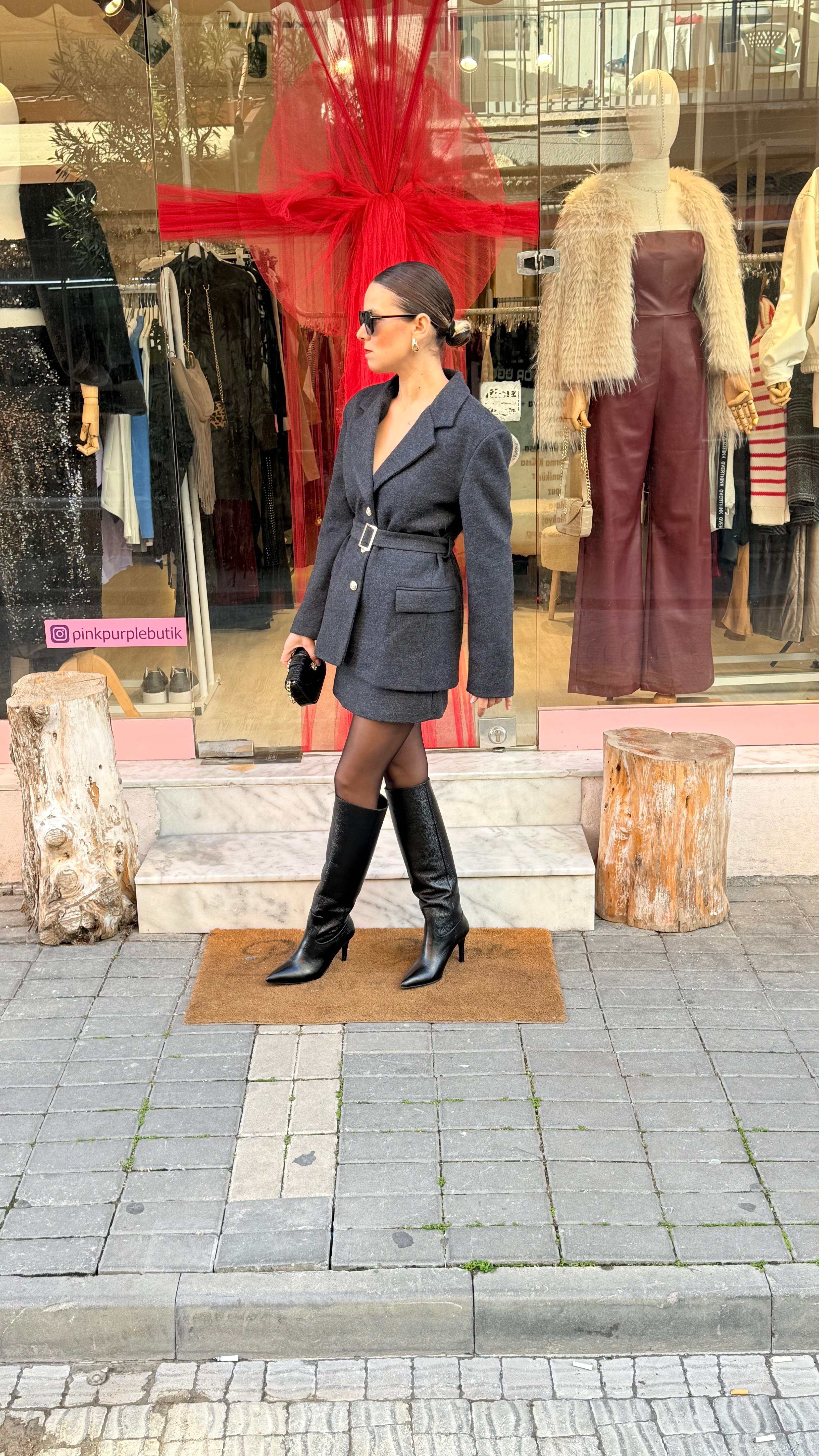 Antrasit Kemerli Kaşe Takım