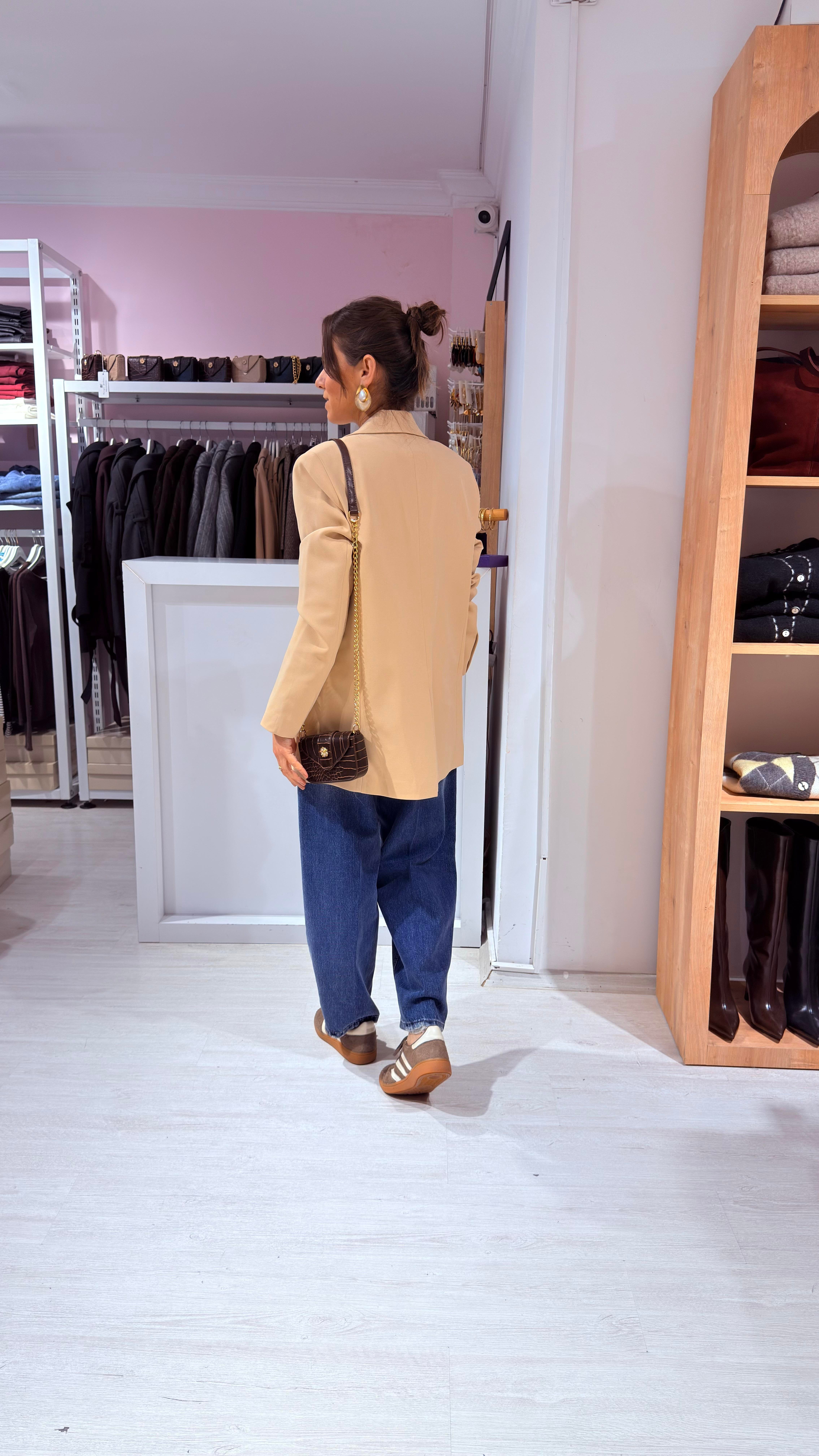 Bej Blazer