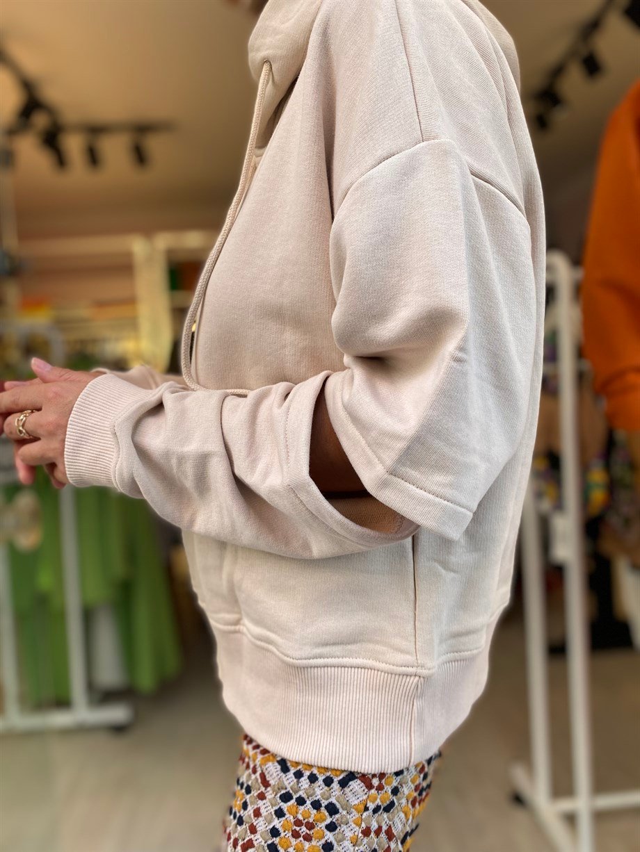 Bej Kol Detaylı Sweat