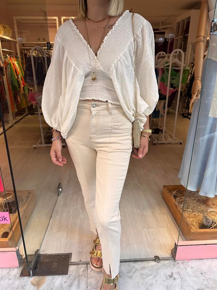 Bej Yırtmaçlı Jean