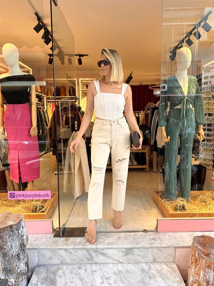 Beyaz Korse Crop