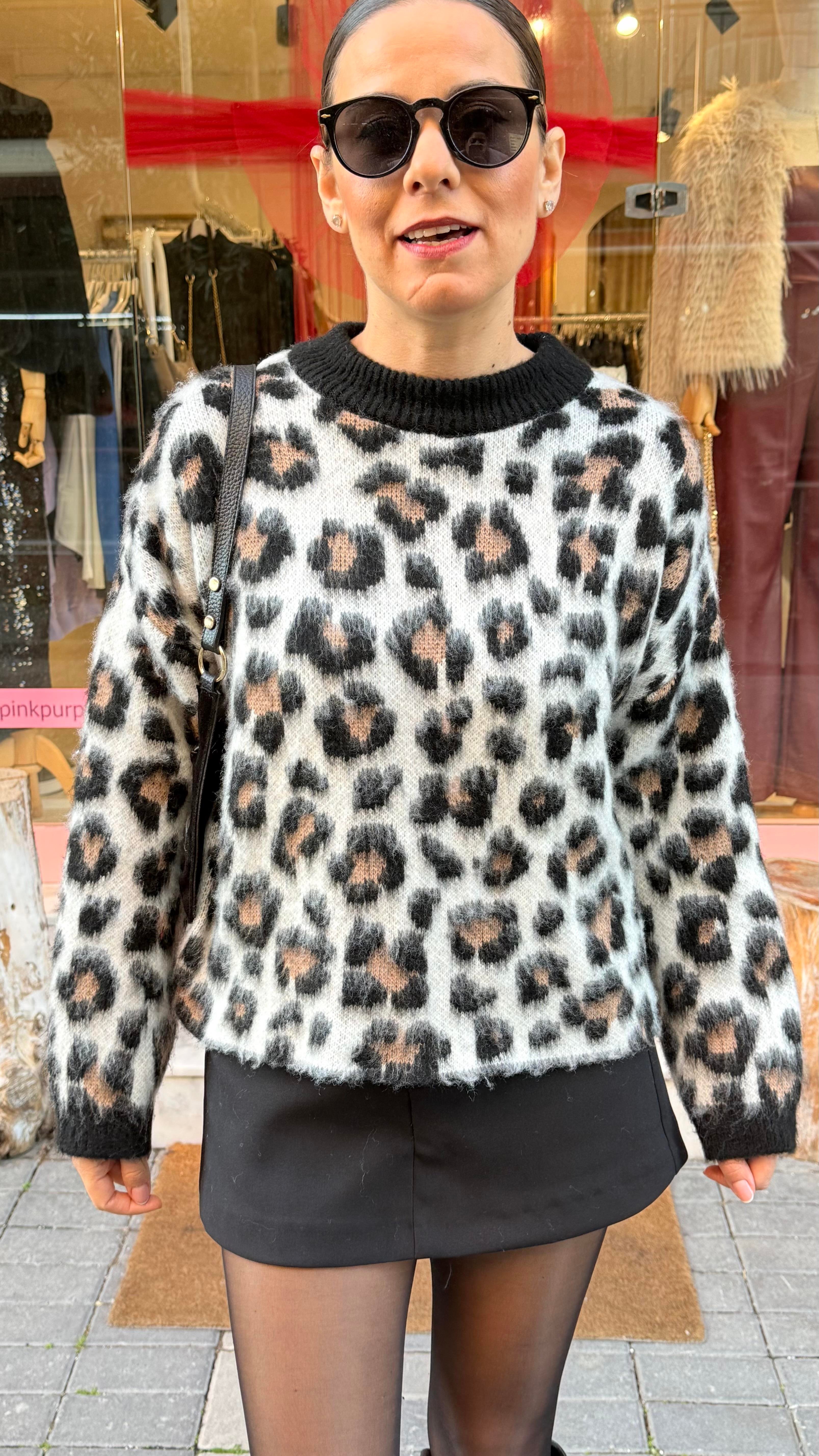 Beyaz Leopar Kazak