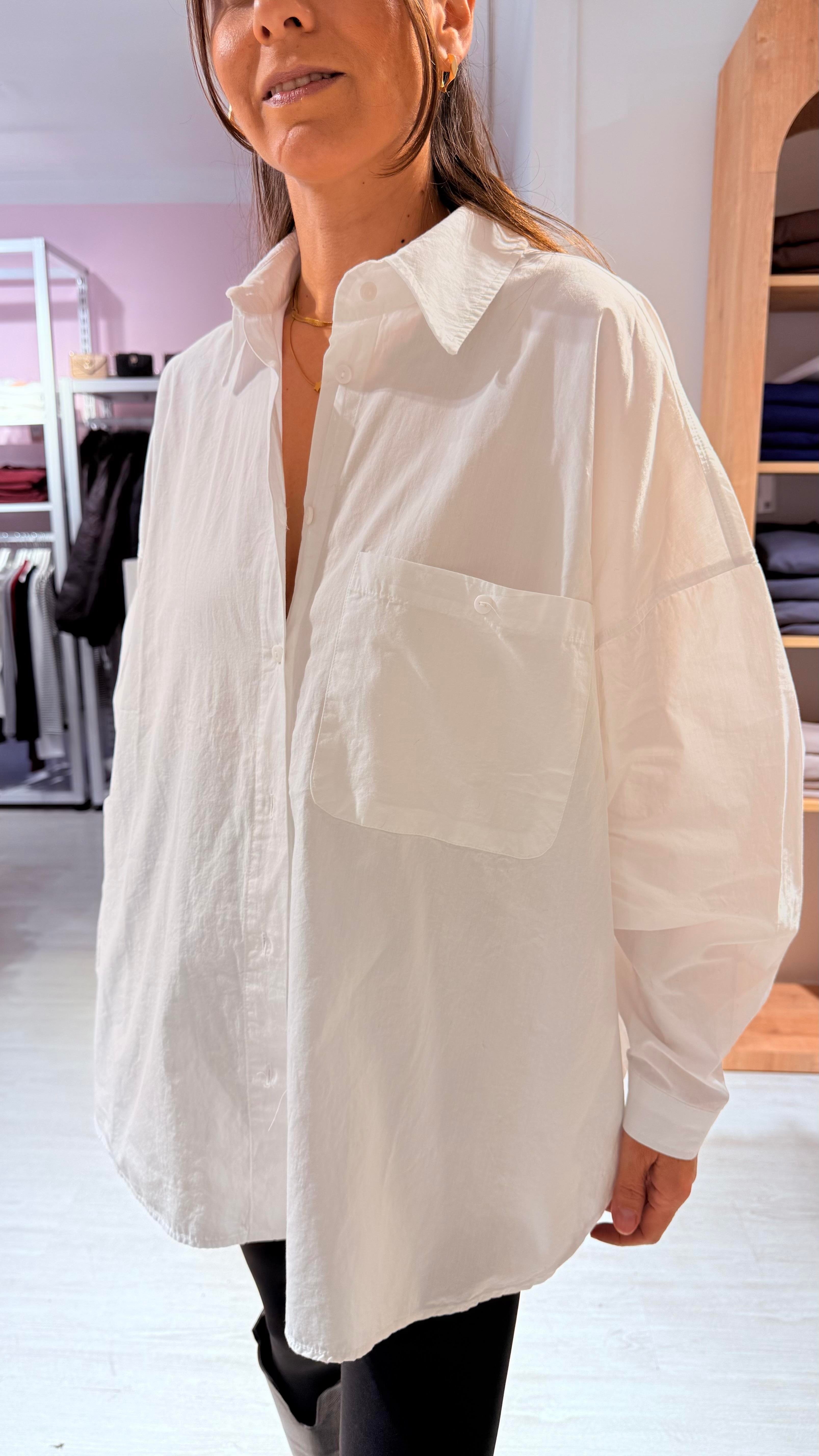 Beyaz Oversize Gömlek