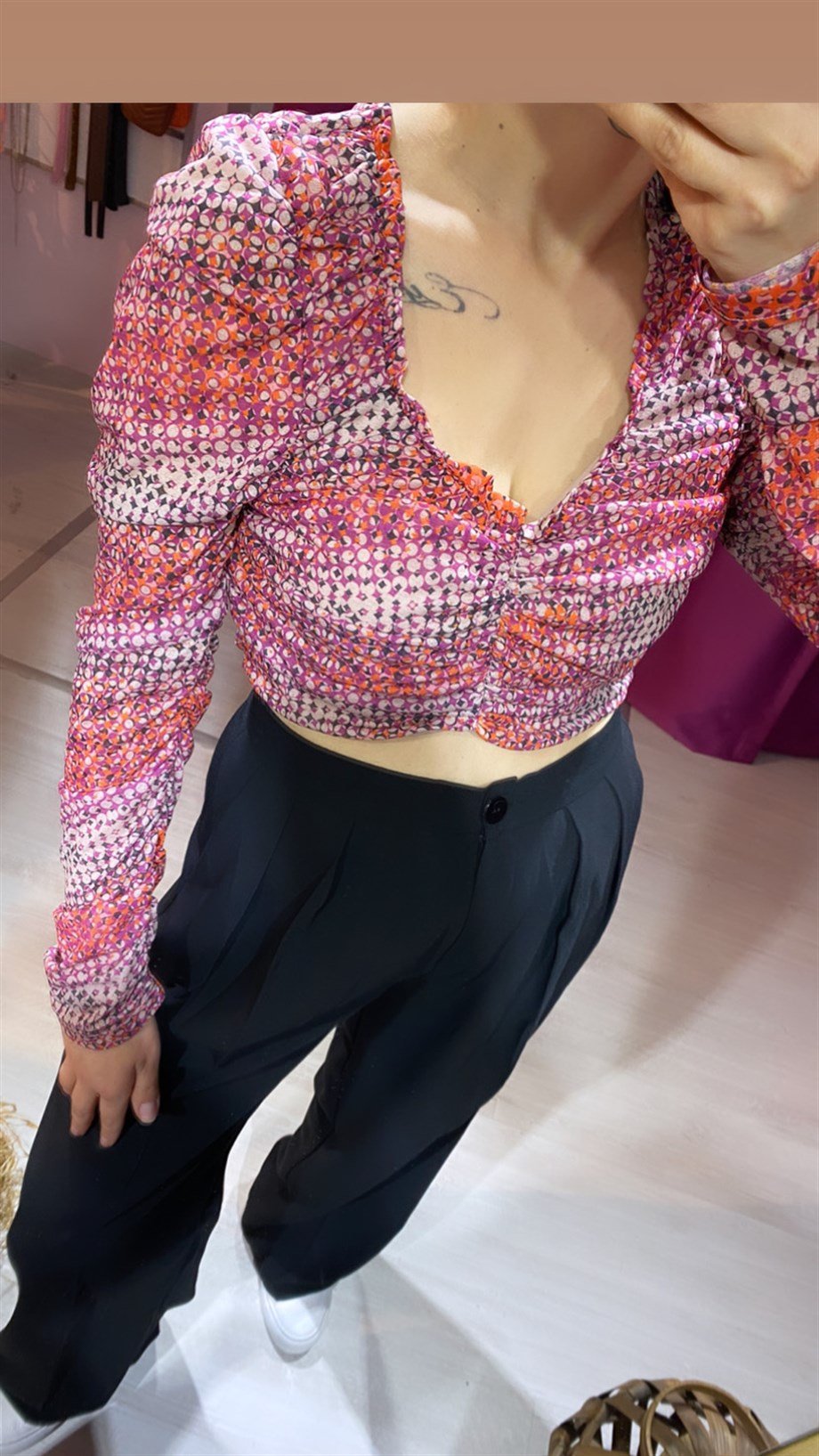 Büzgülü Desenli Crop