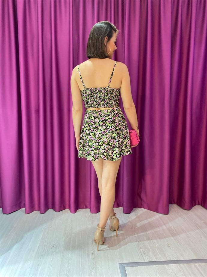 Çiçekli Askılı Crop