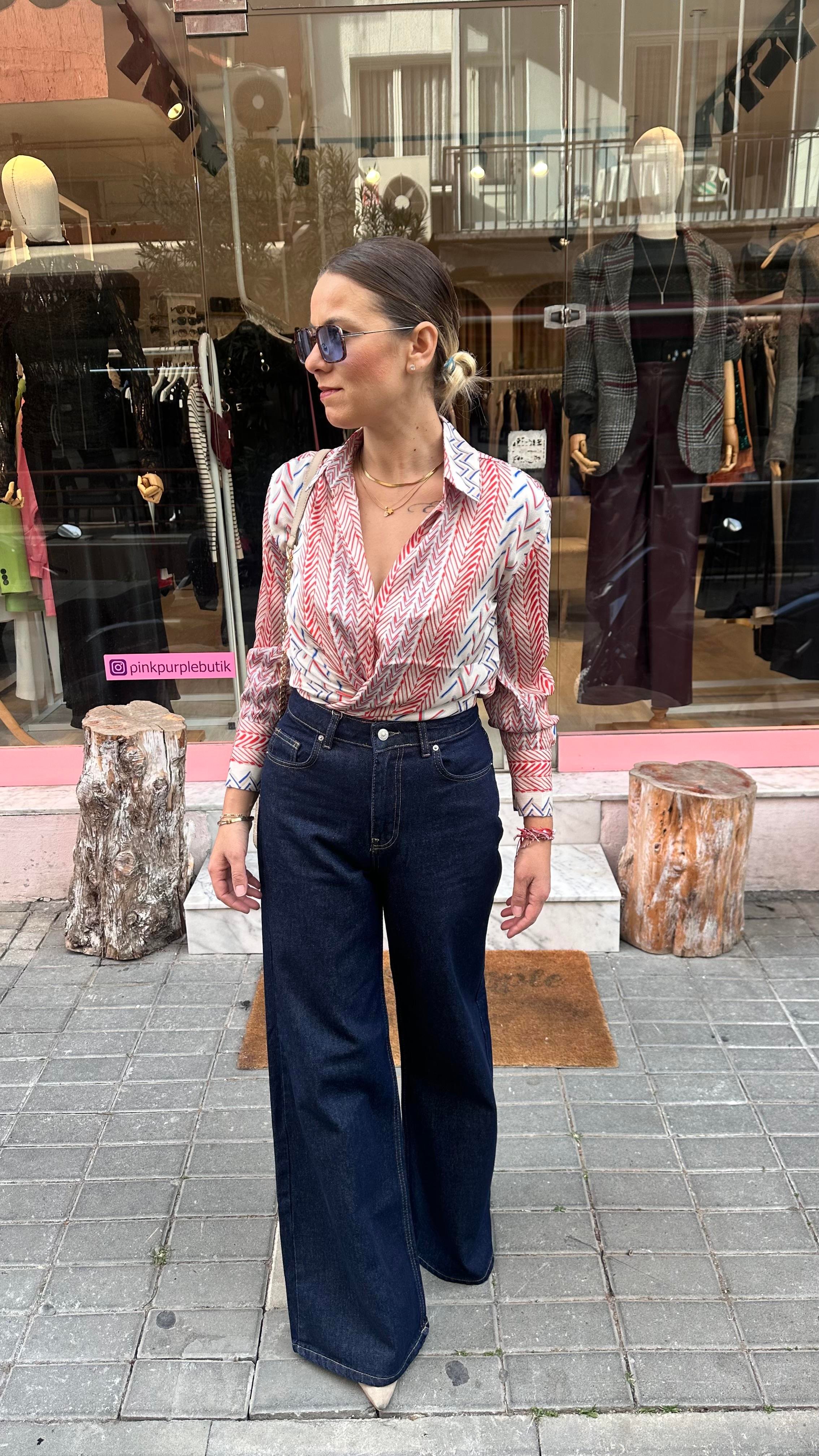 Lacivert Bol Paça Jean