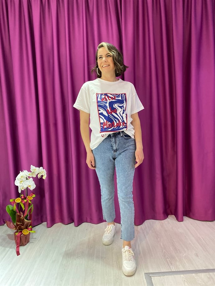 Mavi Taşlanmış Jean