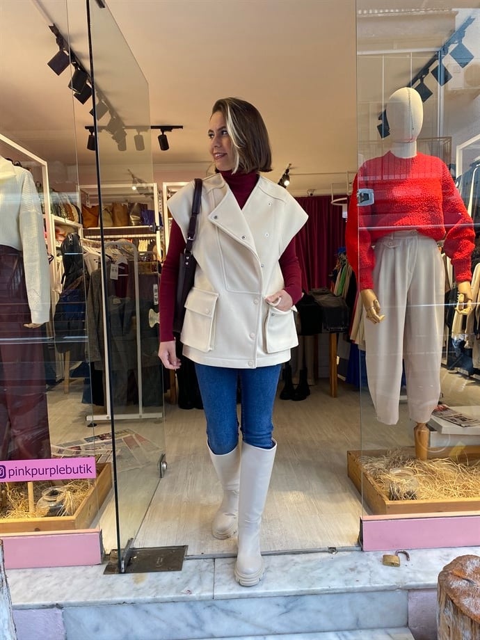 Paça Detaylı Koyu Mavi Jean