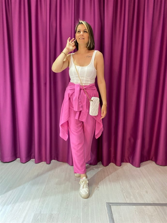 Pembe Keten Takım
