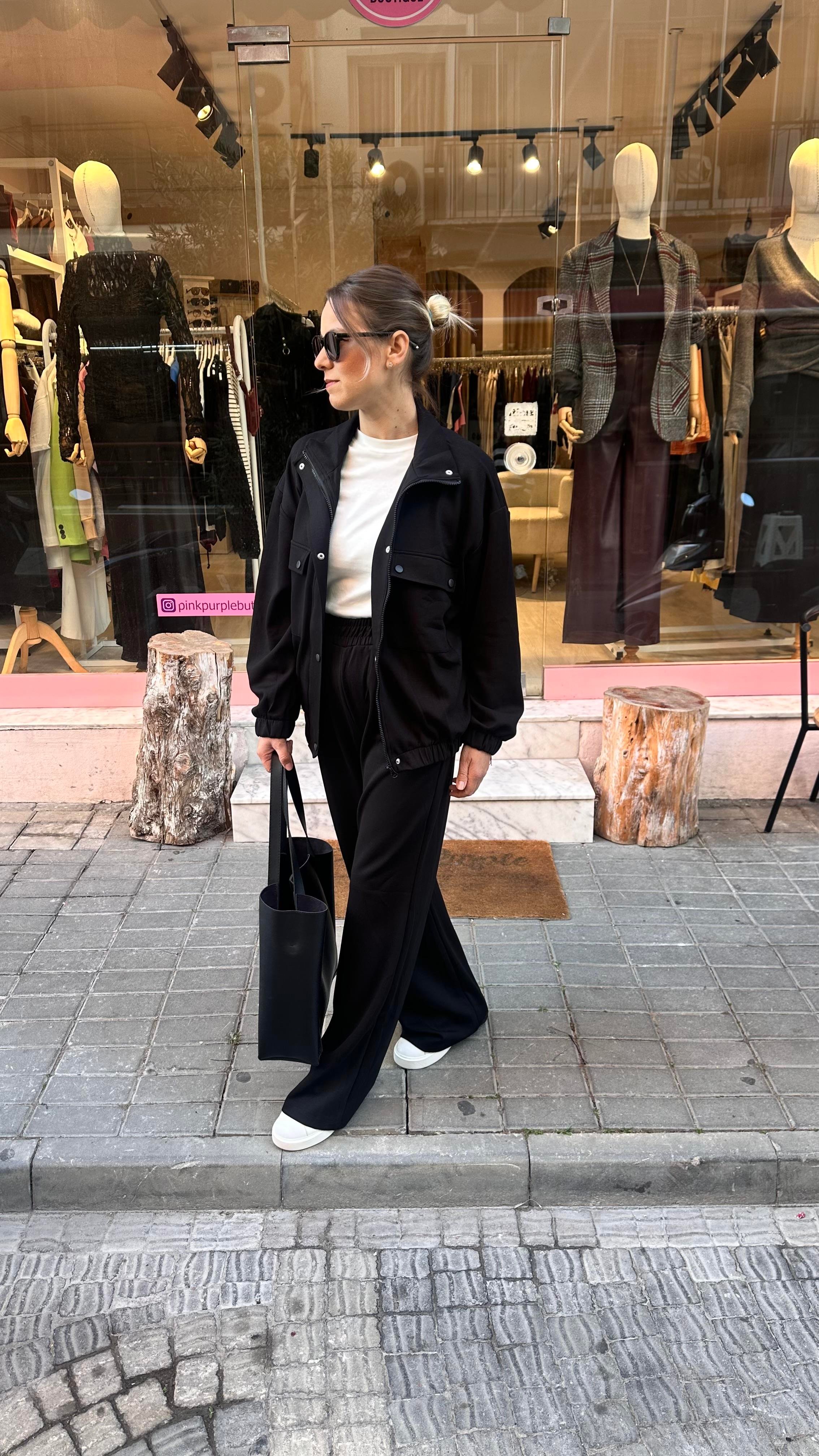 Siyah Düğmeli Modal Takım