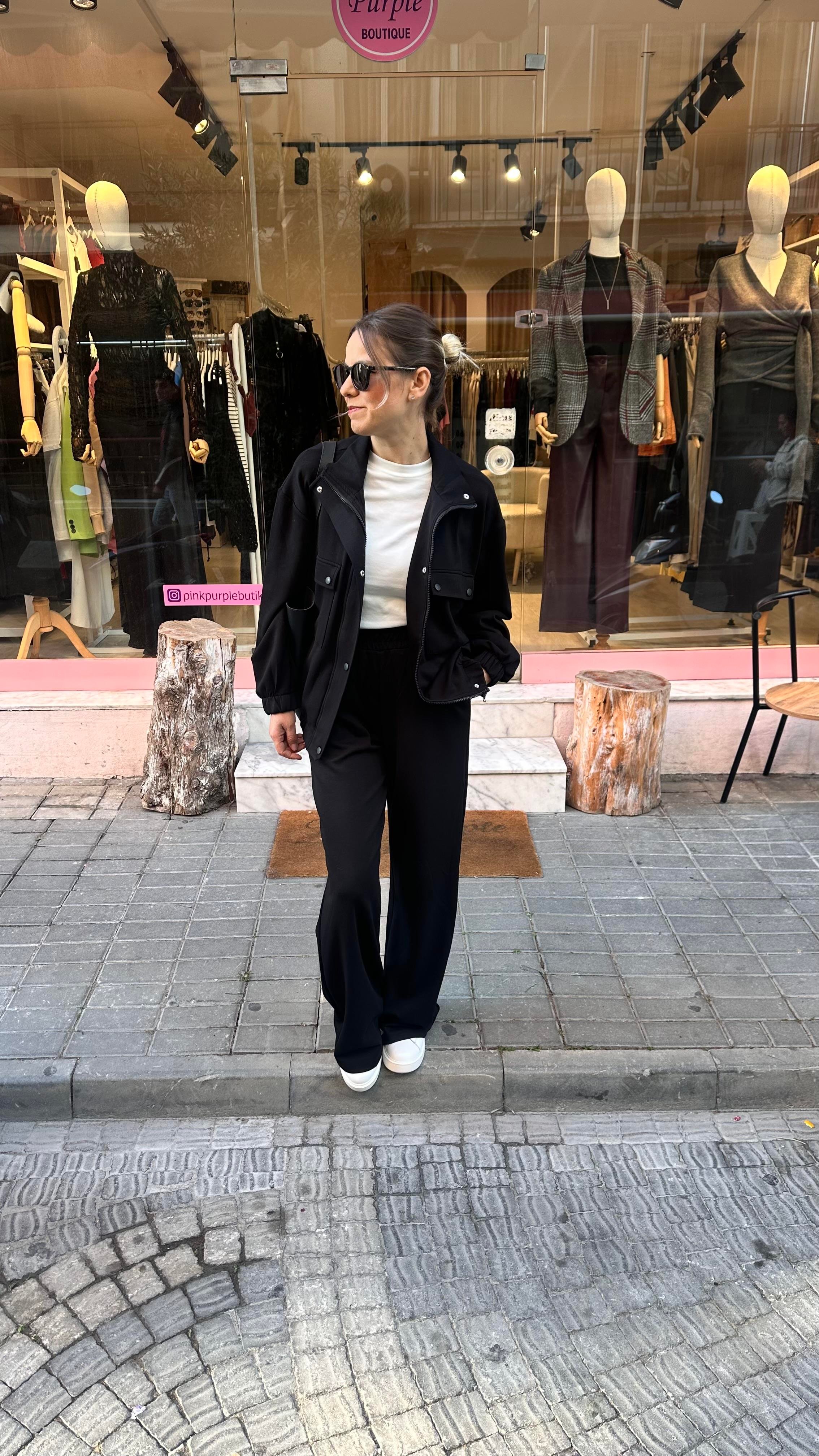 Siyah Düğmeli Modal Takım