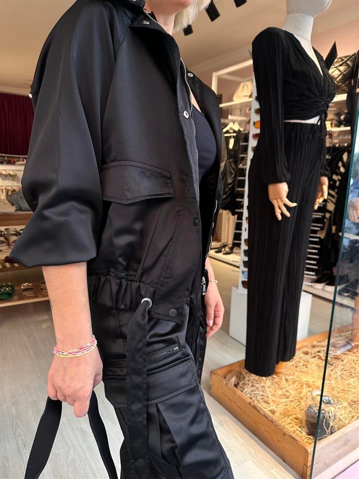 Siyah Saten Kargo Model Takım