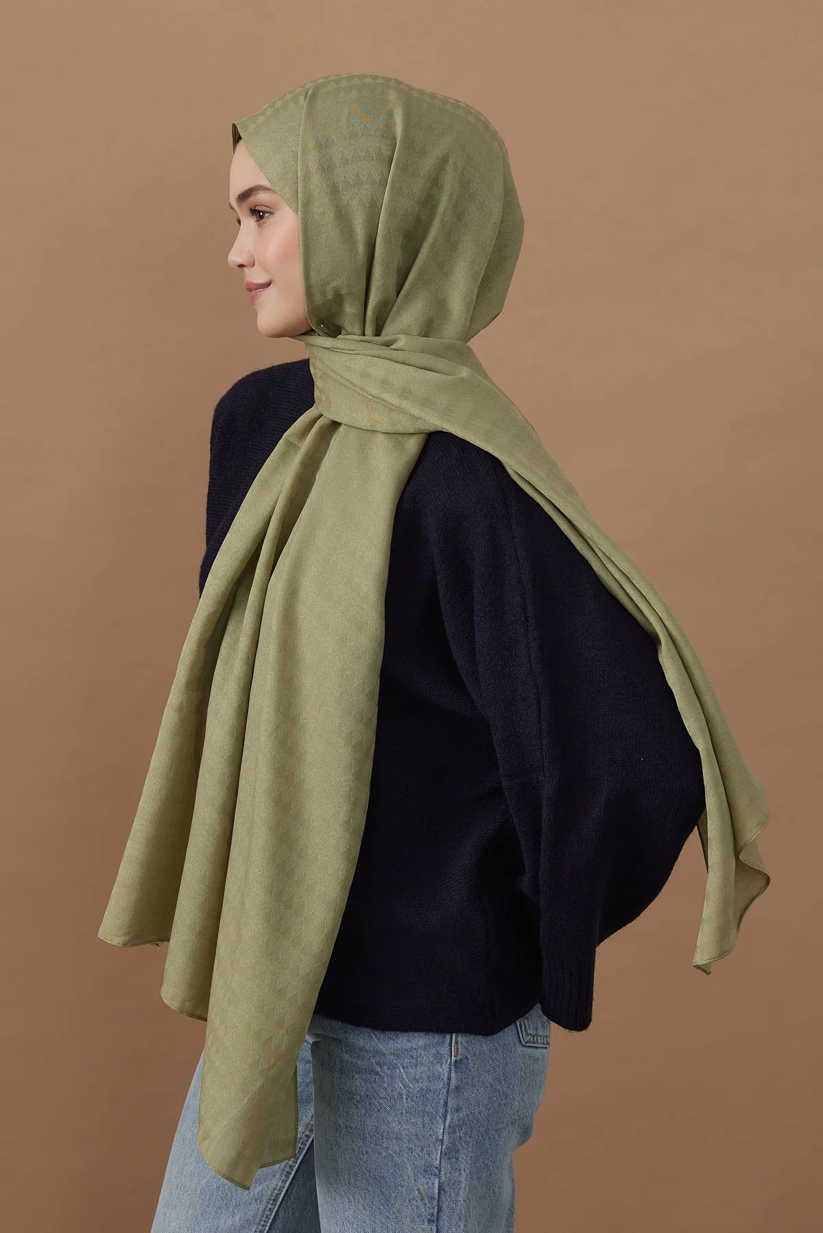Soft Jakar Üçgen Desen Şal Yeşil Çay