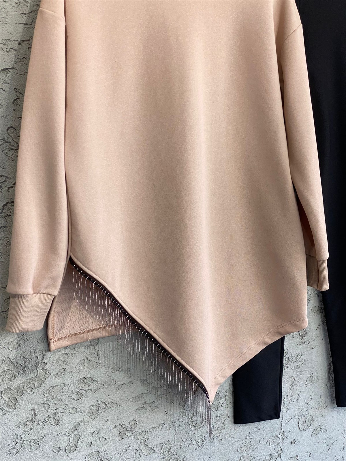 	Ucu Zincir Detaylı Tunik Sweat (Bej)