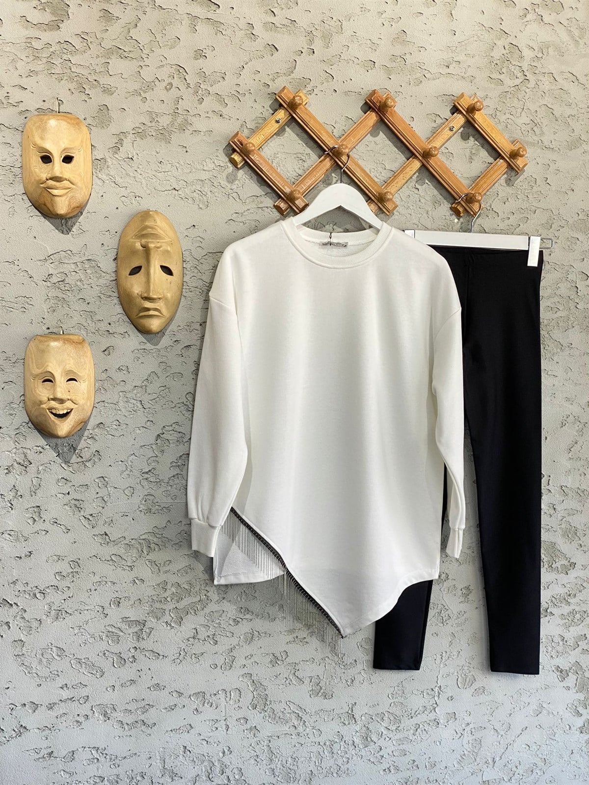 	Ucu Zincir Detaylı Tunik Sweat (Ekru)