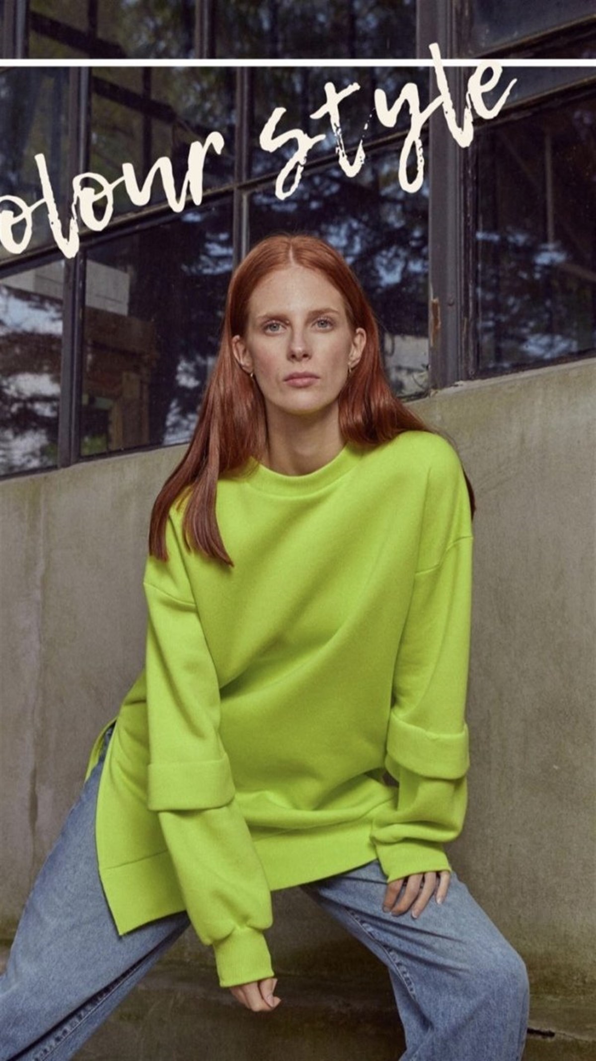 Asimetrik Kesim Neon Renk Kalın Sweatshirt