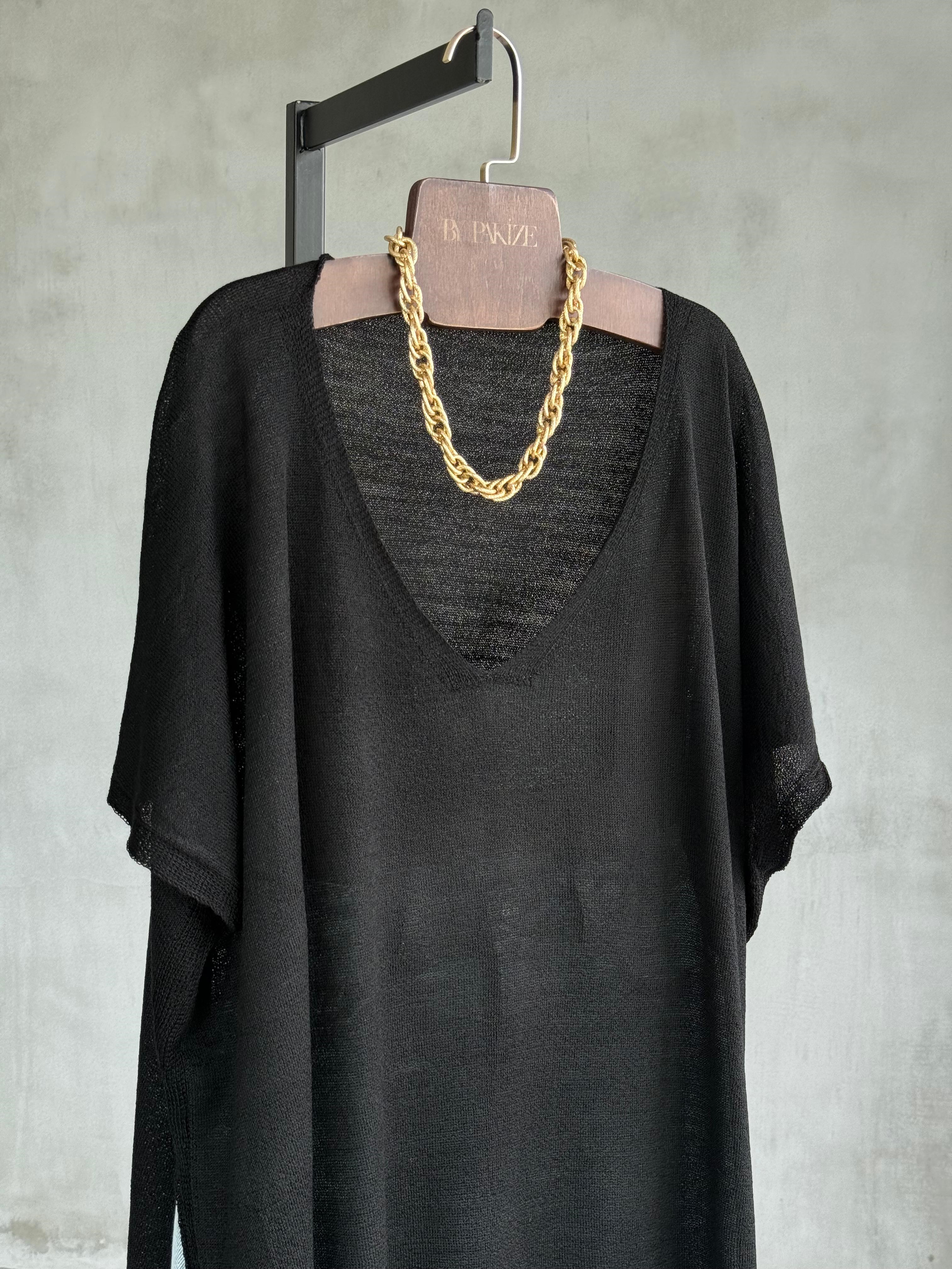 Basic Oversize Merserize Yan Yırtmaç Triko (Siyah)