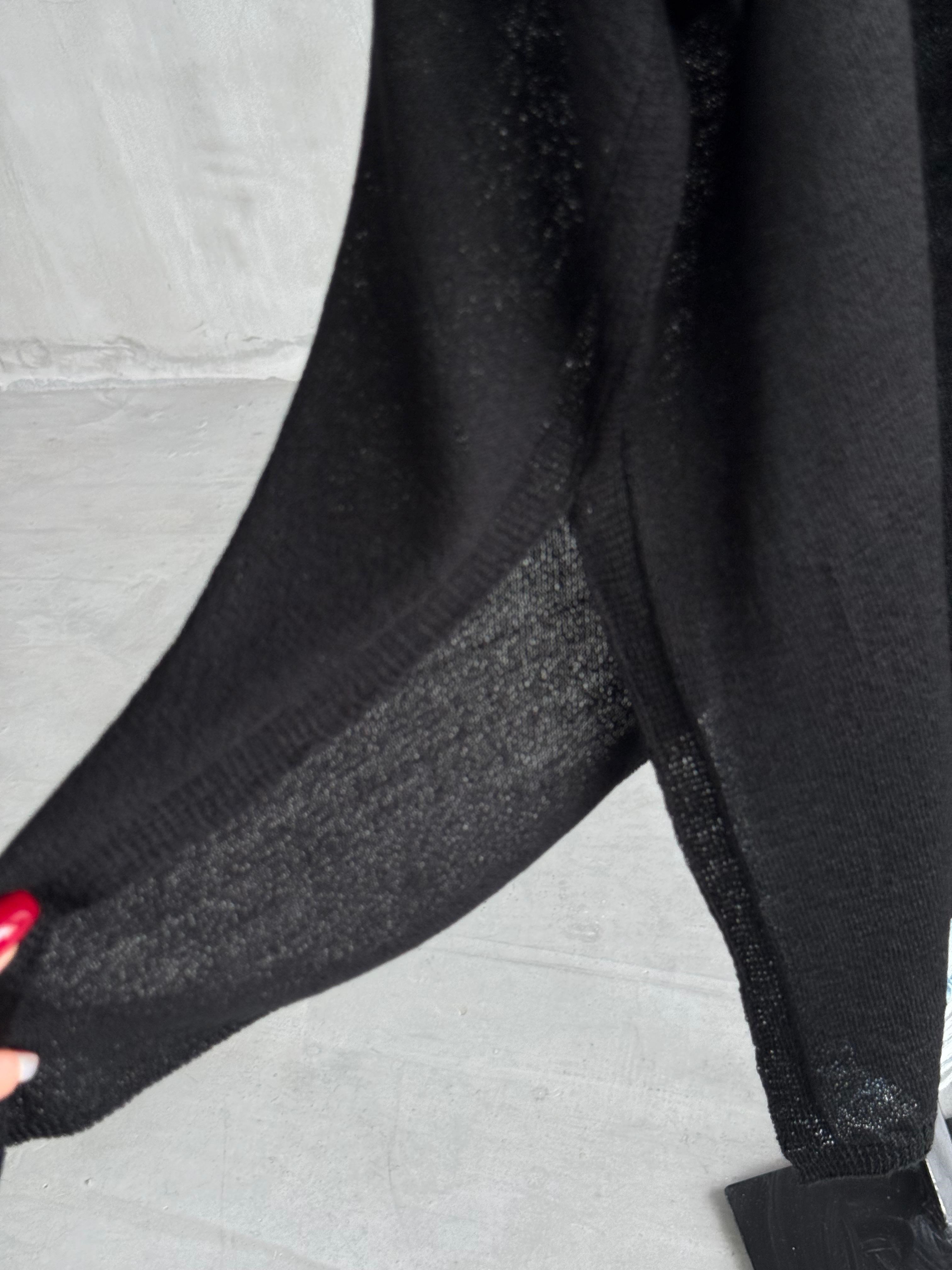 Basic Oversize Merserize Yan Yırtmaç Triko (Siyah)