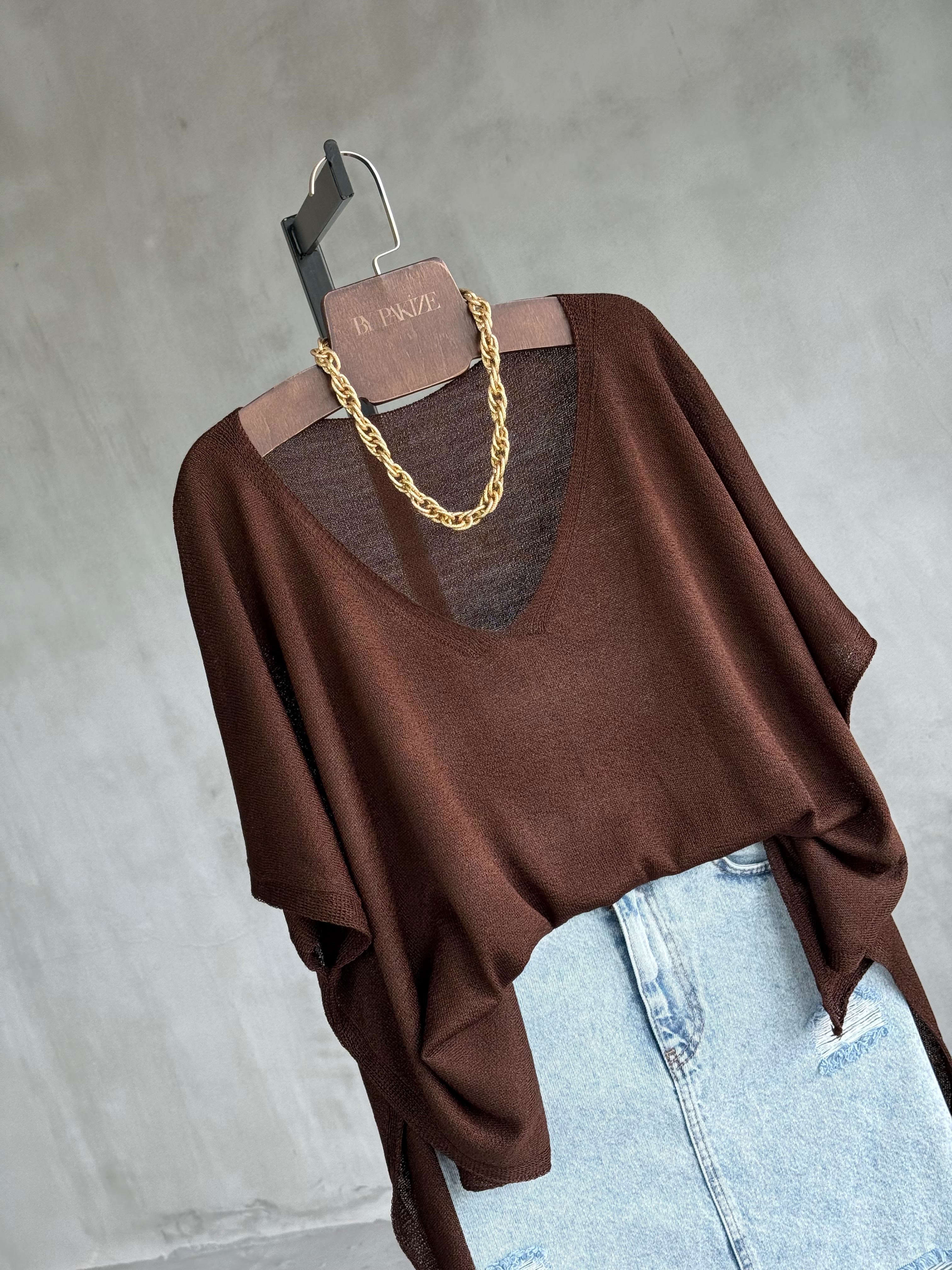 Basic Oversize Merserize Yan Yırtmaç Triko (Kahve)