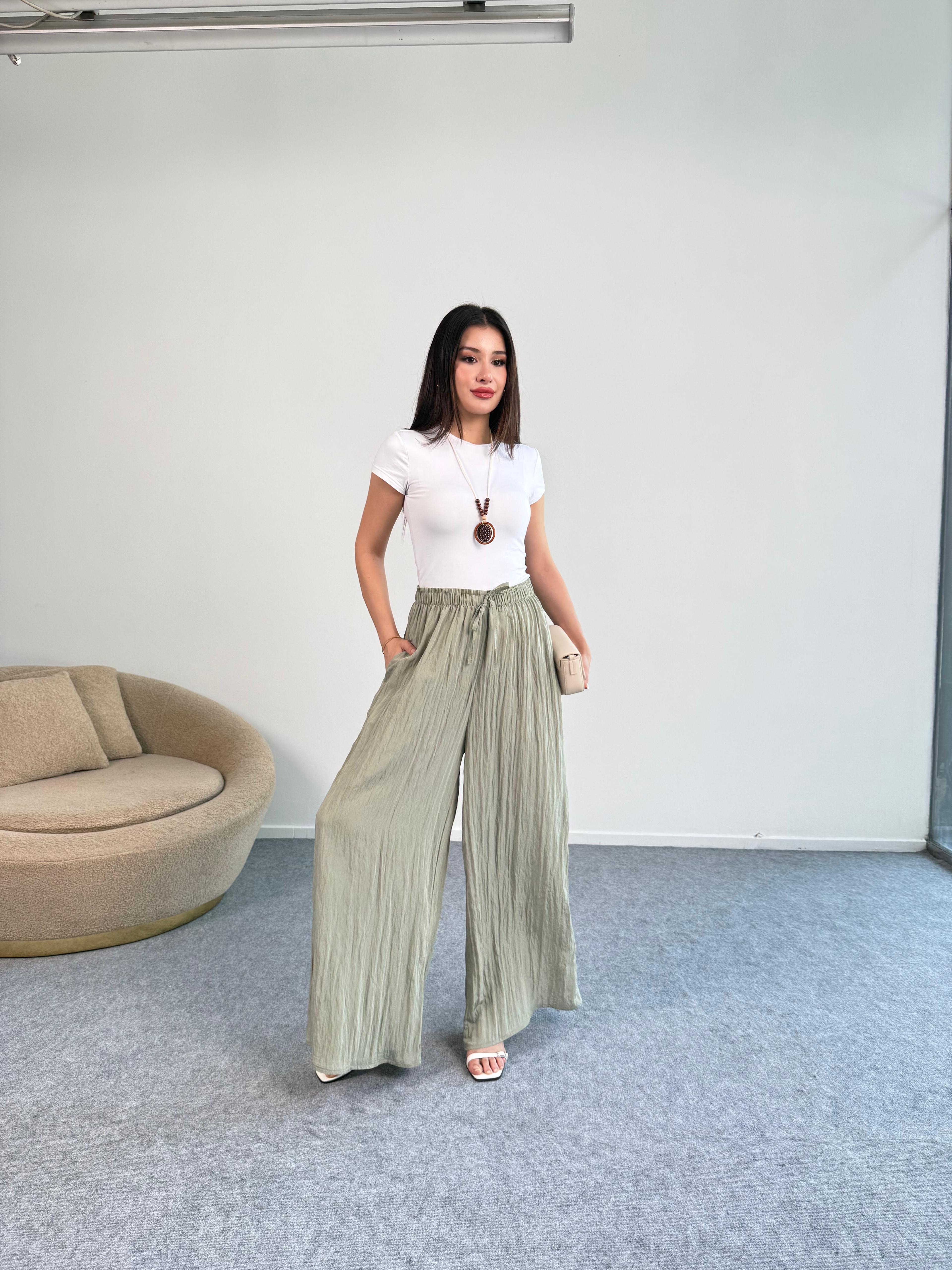 Belden Bağlama Detaylı Kırışık Saten Pantolon (Haki)