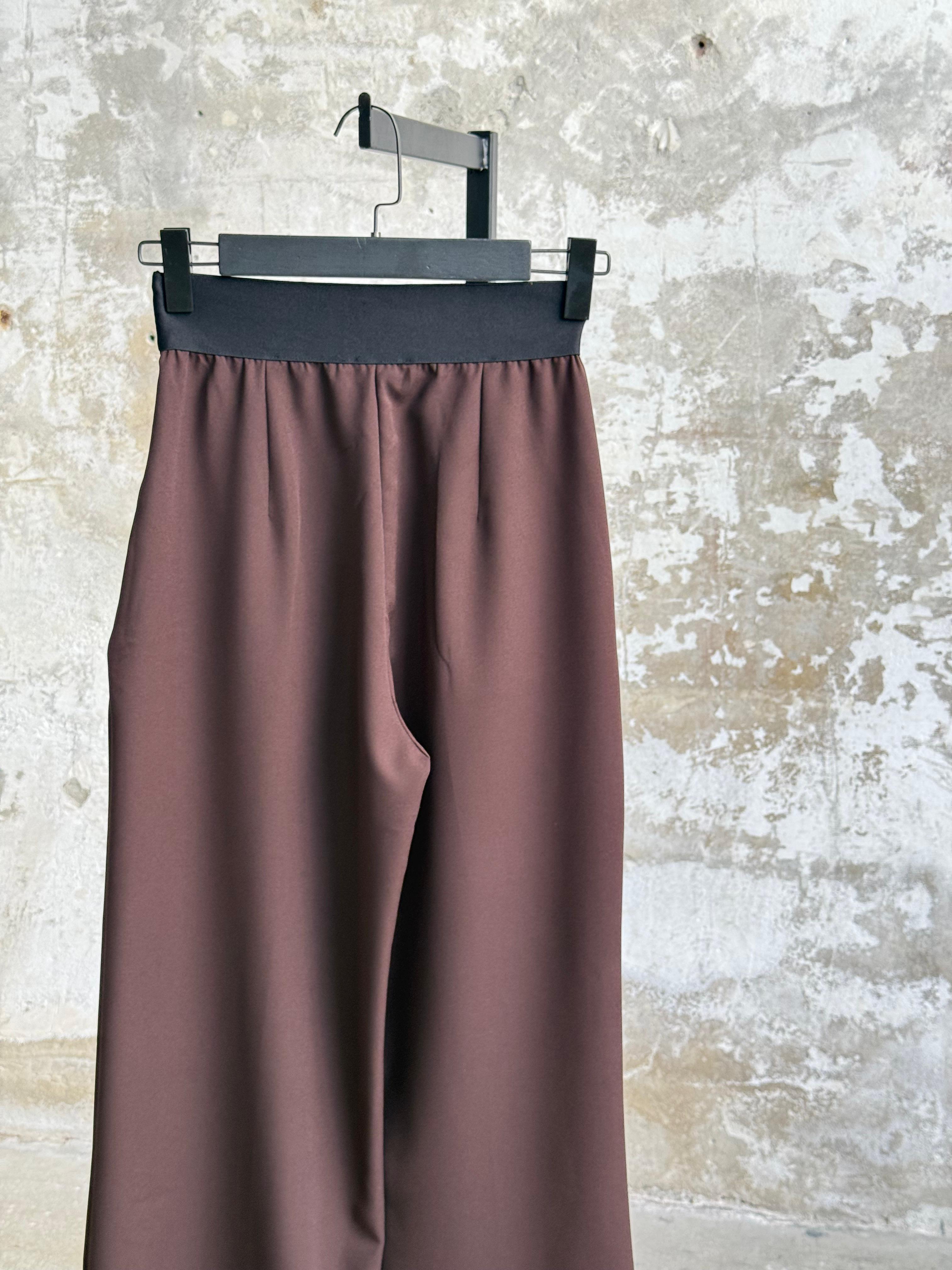 Beli Lastikli Yazı Baskılı Pantolon  (Kahve)
