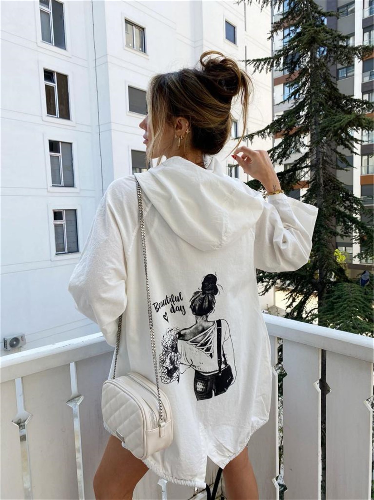 Beyaz Naturel Beautiful Day Yazı Figürlü Oversize Ceket
